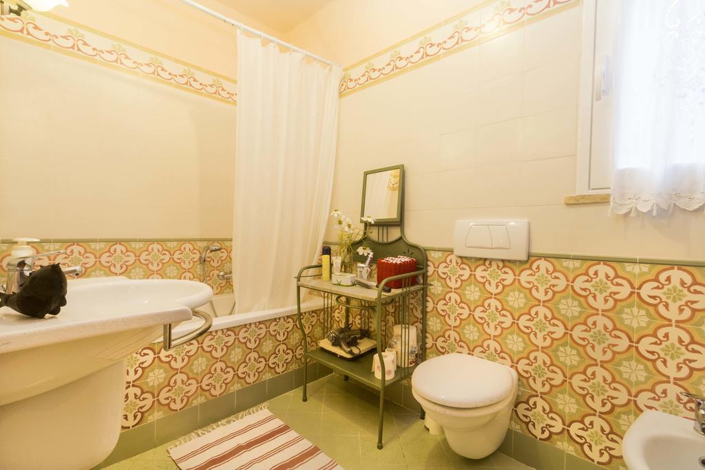 Villa Monserrato - Goelba Porto Azzurro Pokoj fotografie